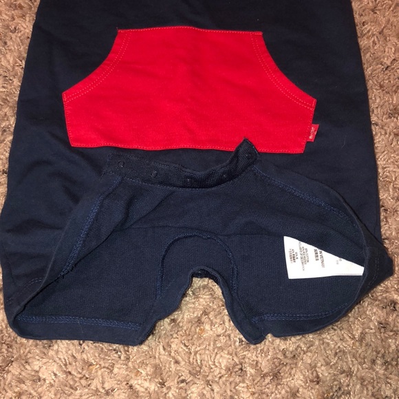 NWOT Kids Levi’s Onsie - Picture 4 of 4